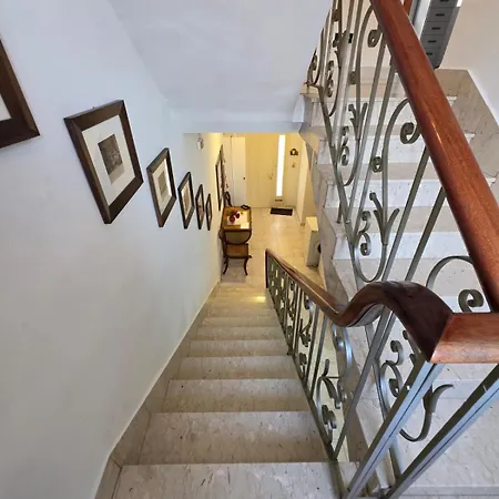 Apartament Seafront Townhouse With Roof Terrace