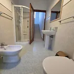 Appartamento Seafront Townhouse With Roof Terrace